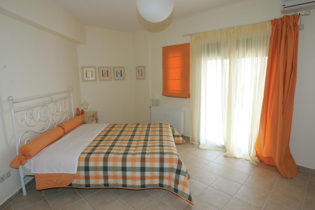 Erofili Villas Lourdata  Room photo